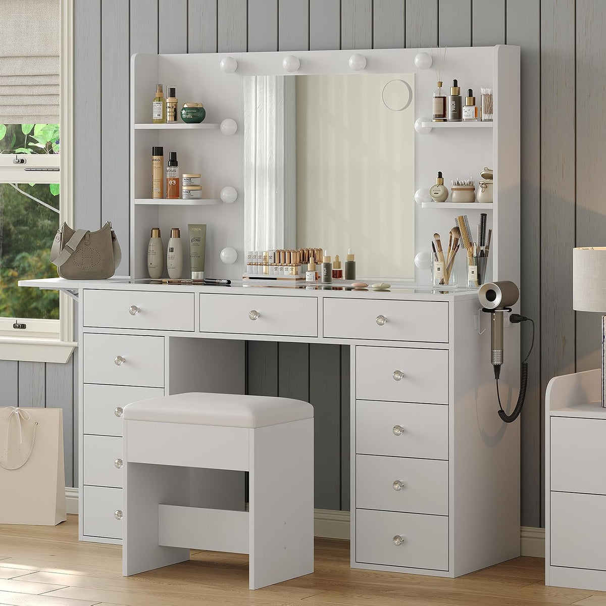 FUSOU Schminktisch Spiegel und LED Beleuchtung, Kosmetiktisch mit 11 Schubladen, Frisiertisch mit Steckdosen, Schminktisch für das Schlafzimmer, Weiß